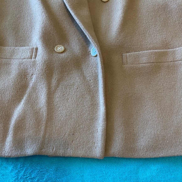 Caramel Hair Women’s Suit Set - Picture 3 of 16